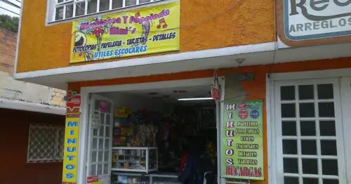 MISCELANEA Y PAPELERIA MINIS